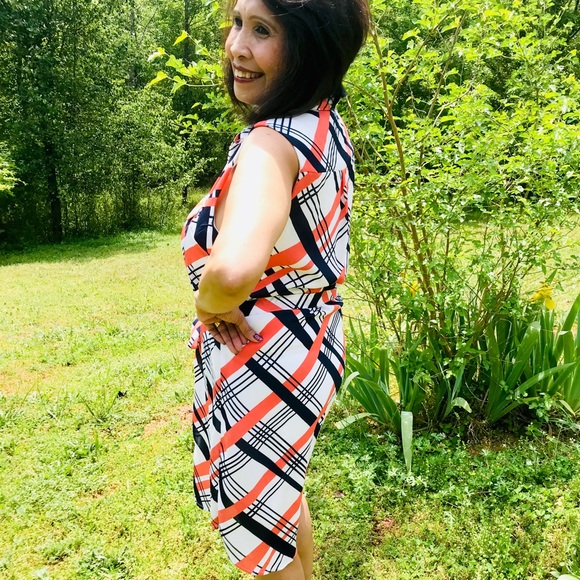 👛 Sleeveless Summer Button Down Shirt Dress - Picture 4 of 8